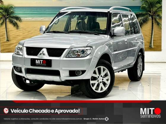 MITSUBISHI PAJERO TR4 2.0 4X4 16V 140CV FLEX 4P AUTOMÁTICO MITSUBISHI PAJERO TR4 2.0 4X4 16V 140CV FLEX 4P AUTOMÁTICO